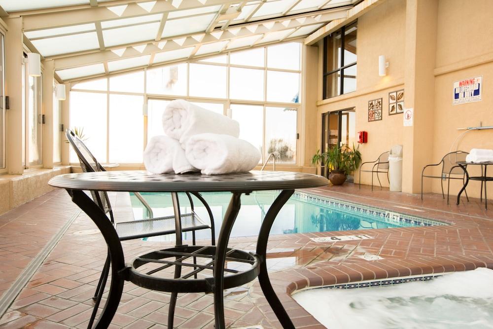 Econo Lodge Inn & Suites Joplin Εξωτερικό φωτογραφία