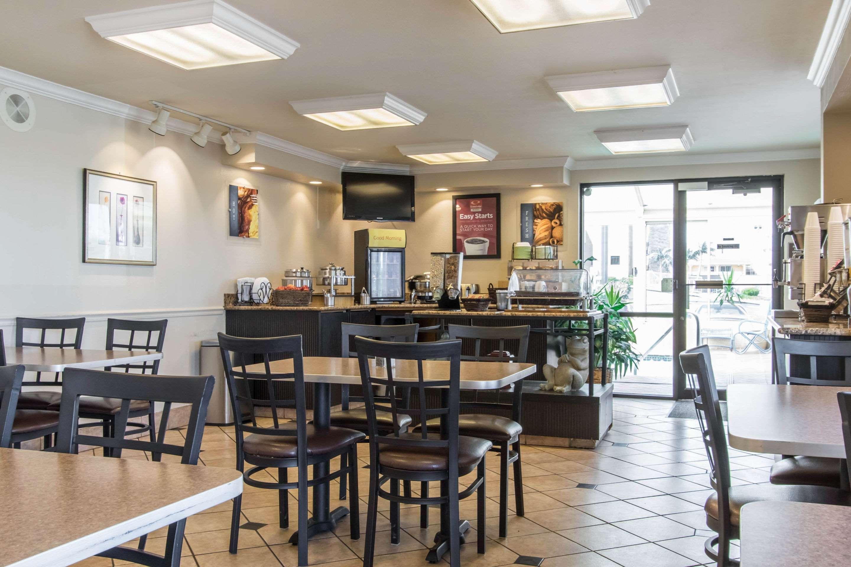 Econo Lodge Inn & Suites Joplin Εξωτερικό φωτογραφία