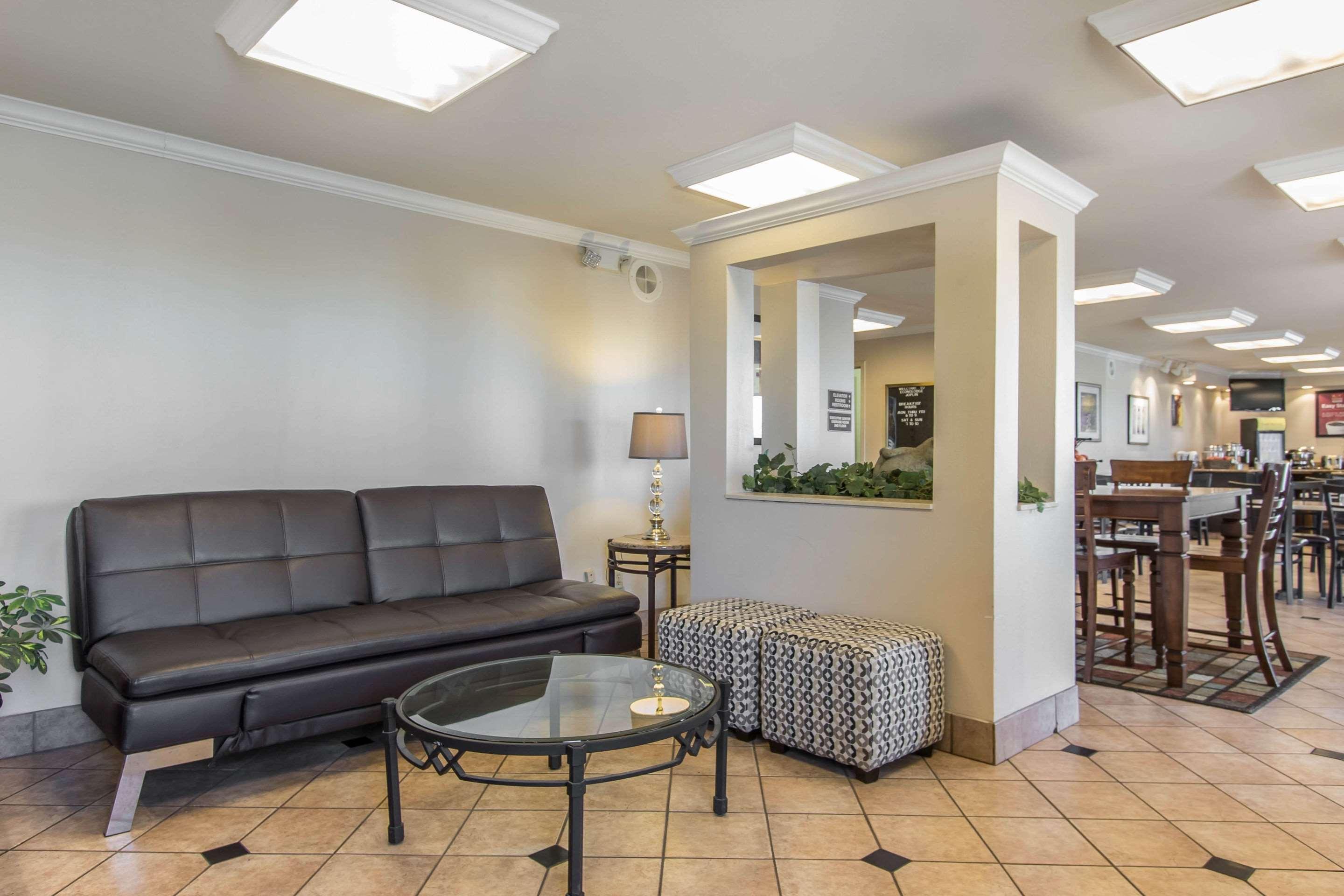 Econo Lodge Inn & Suites Joplin Εξωτερικό φωτογραφία