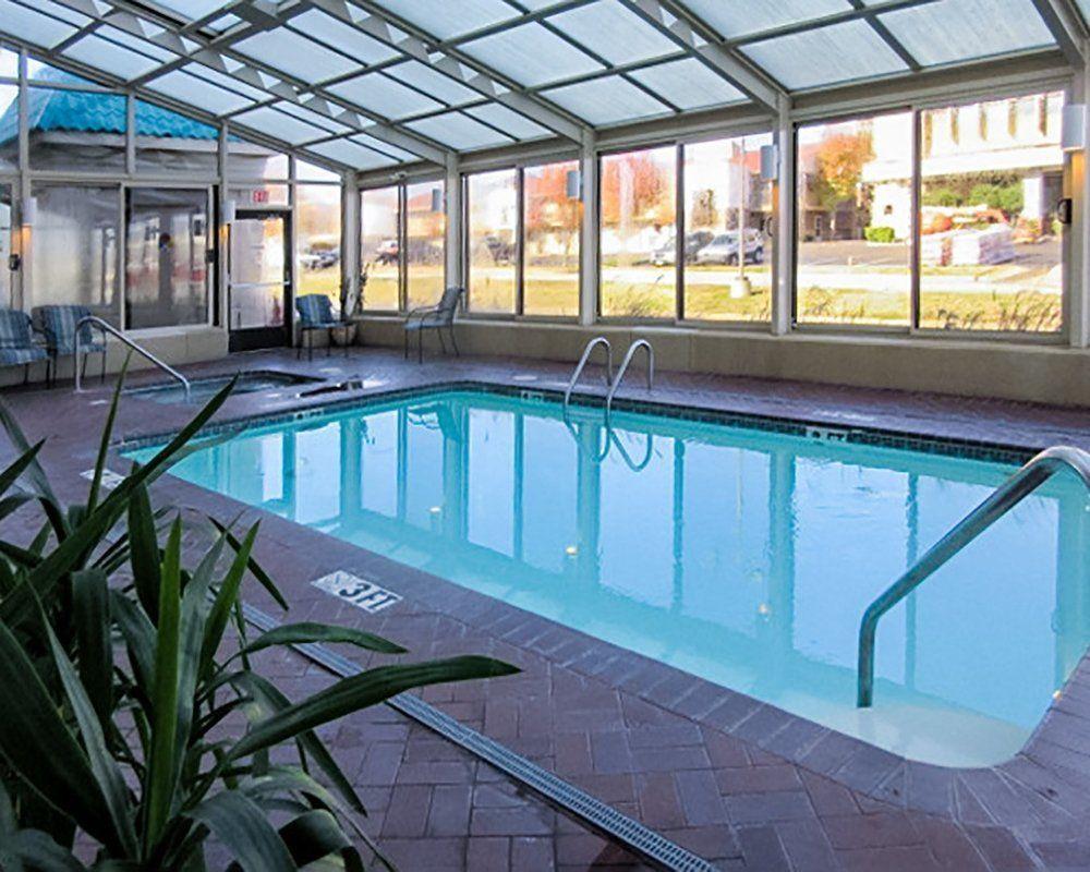 Econo Lodge Inn & Suites Joplin Εξωτερικό φωτογραφία